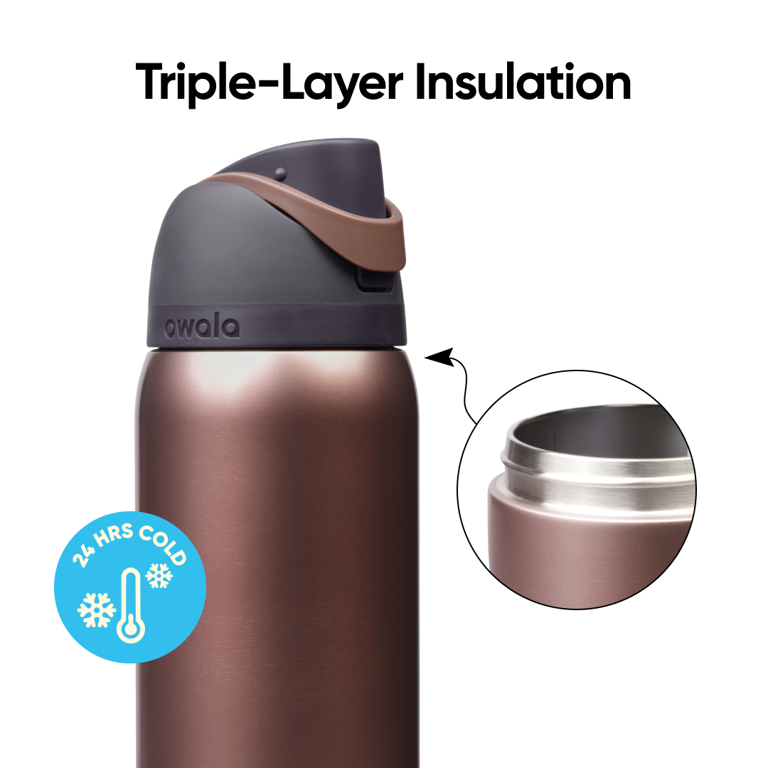 Owala FreeSip 32 oz Desert Smoke lifestyle